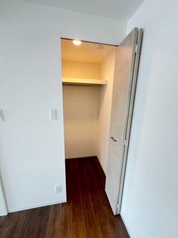 西宮市松原町の賃貸マンションの収納