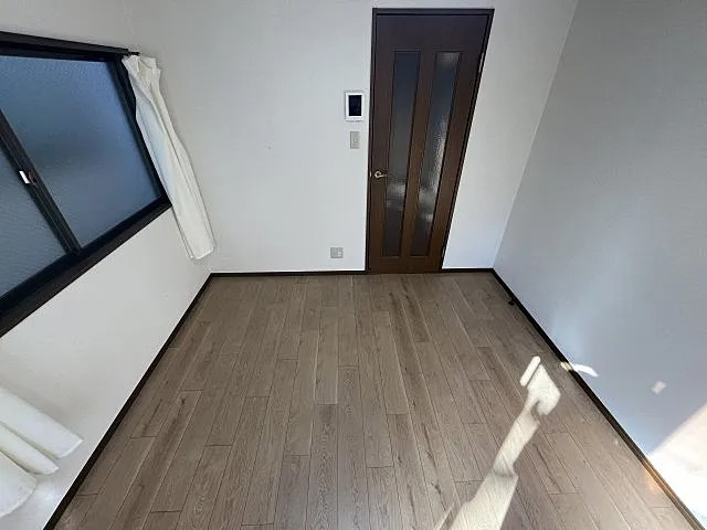 神戸市中央区中山手通２丁目の賃貸マンションの居間・リビング