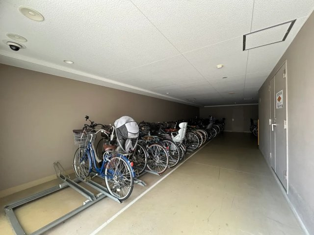 芦屋市大東町の賃貸マンションのバルコニー