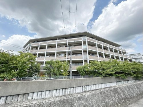 芦屋市大東町の賃貸マンションの外観