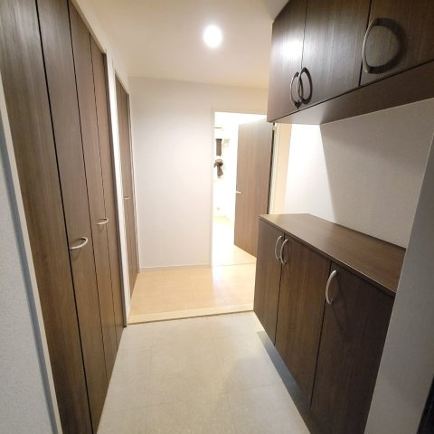 芦屋市浜町の賃貸マンションの玄関