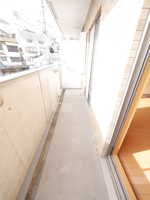 芦屋市東山町の賃貸マンションのバルコニー