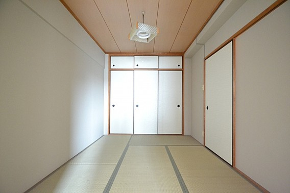 サンパレス六甲の和室