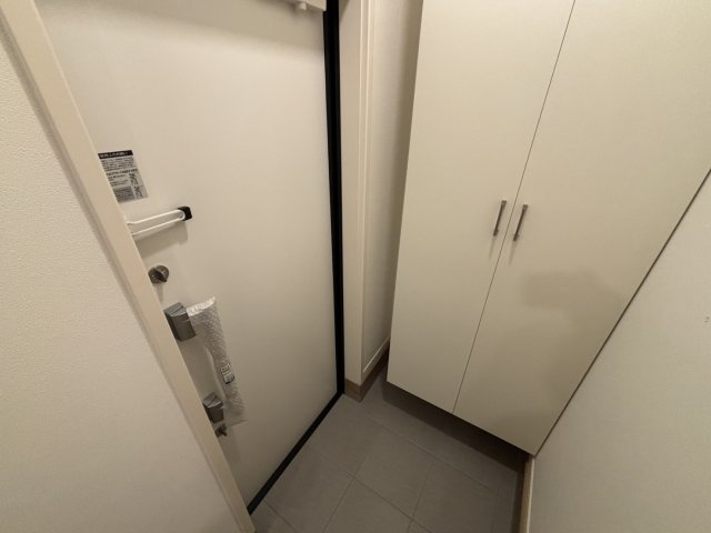 神戸市東灘区御影２丁目のアパートの玄関