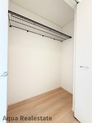 高松市円座町の新築一戸建の収納|大きなものも収納できそうです　※画像は同仕様の施工事例です