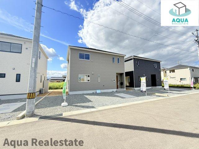 高松市円座町の新築一戸建の前面道路含む現地写真|前面道路含む現地写真です