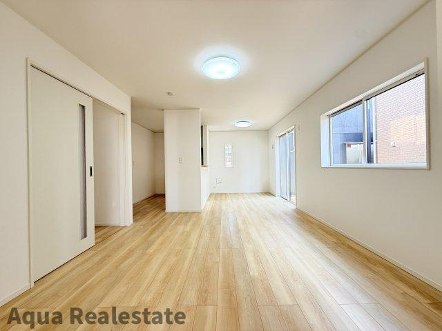 高松市円座町の新築一戸建の居間・リビング|使いやすい居間です　※画像は同仕様の施工事例です