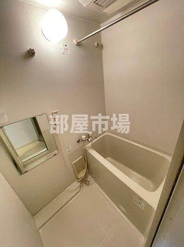 ジェノヴィア両国の浴室