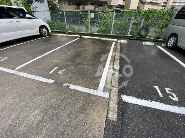 おおきに大阪天満サニーアパートメント　菅北小学校区の駐車場|おおきに大阪天満サニーアパートメント　駐輪場