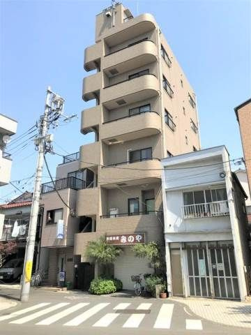 イーグルテラスのエントランス