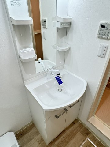 フジパレス喜連瓜破Ⅴ番館の洗面所