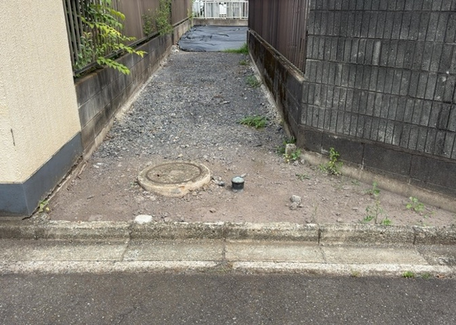 【外観】 | 物件の詳細については、現地を見てわかること以外に、役所や法務局などで調べないとわからないことがあります。そのため、現地に行く場合は、もしこの物件を買ったらどのような生活ができるかをイメージしましょう。