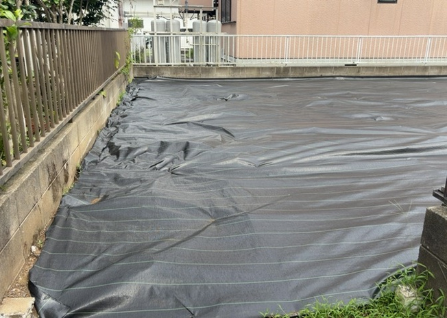 【外観】 | 家を建てる前提で土地を探している場合、地盤の丈夫さは譲れない条件の一つです。地盤が脆弱だと追加工事が必要となります。また、過去に地盤沈下や液状化現象を起こした土地は、できるだけ避けた方がいいでしょう。