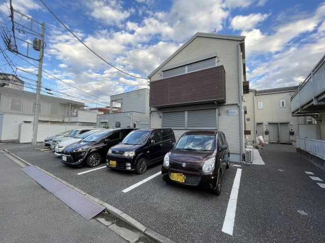 チェスナッツヒルズⅡ（ツー）の駐車場