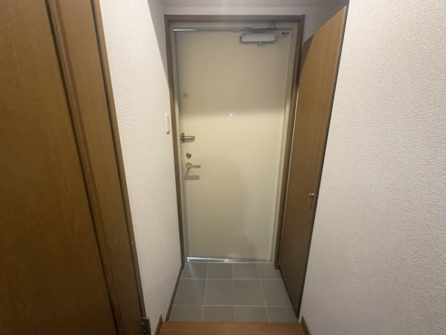 レクシア江坂の玄関