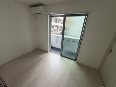 【洋室】 | グラン寝屋川