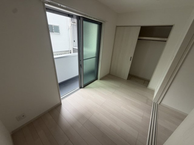 【洋室】 | グラン寝屋川