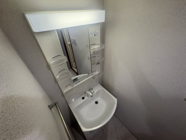 レクシア江坂の独立洗面台