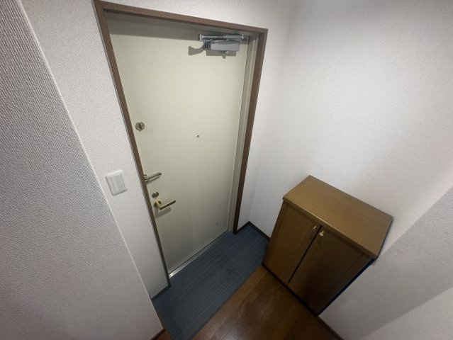 レクシア江坂の玄関