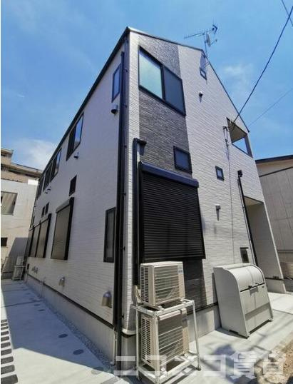 北区上十条４丁目のアパートの外観|
