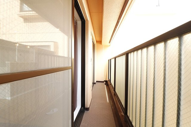 ノバカネイチ上町台のバルコニー