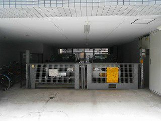 【駐車場】エンクレスト赤坂弐番館 