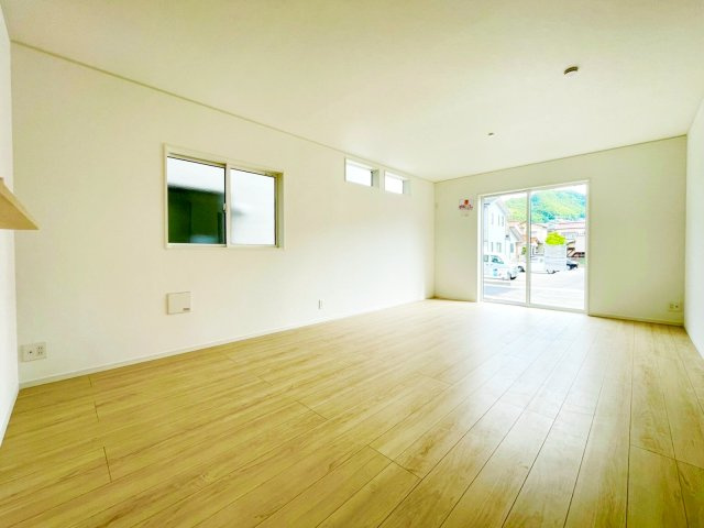 クレイドルガーデン　金沢市横川第５