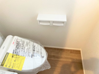 【トイレ】 | 【20万円ｷｬｯｼｭﾊﾞｯｸ対象物件】ファーストタウン葛城市第6疋田 全4区画 2号棟 | 施工例写真