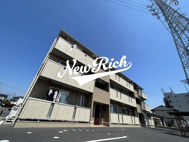 伊勢崎市連取元町のアパートの外観