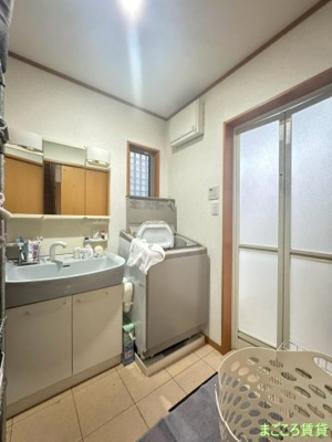 【独立洗面台】 | 大今里戸建て