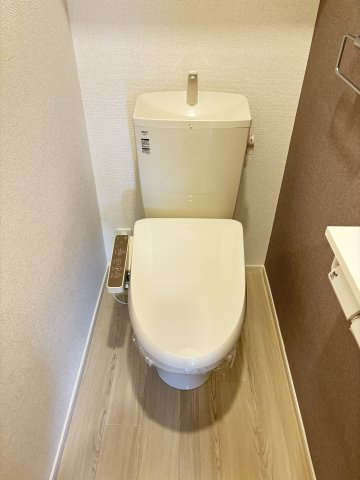 【トイレ】 | ホープ・アイ