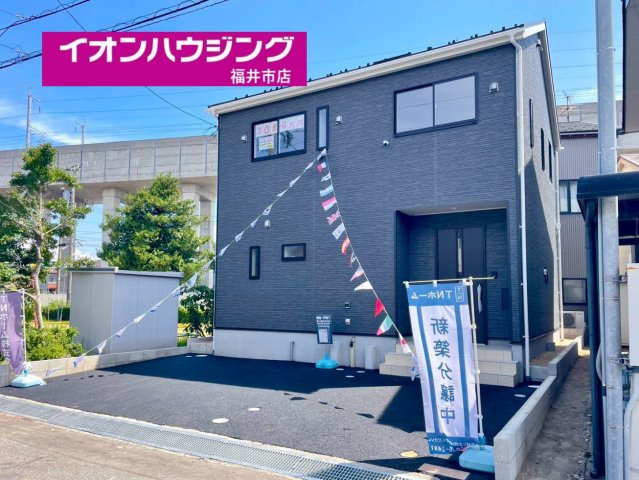 クレイドルガーデン金沢市八日市　第３