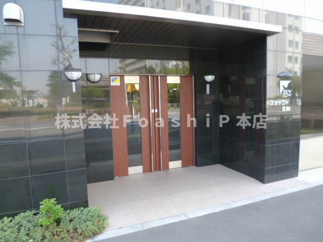 スカイコート豊島南長崎のエントランス