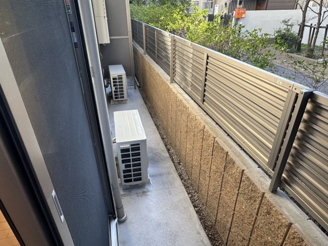 栄華マンションのバルコニー