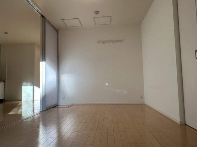 栄華マンションの寝室