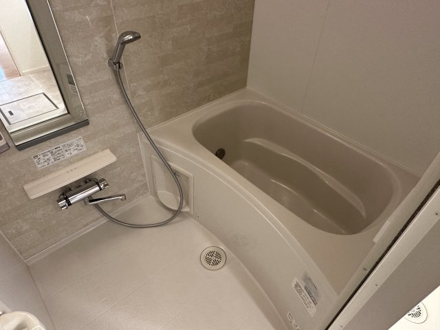 栄華マンションの浴室