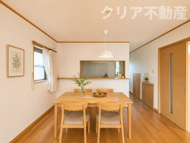 【外観】 | 駐車4台可・高崎市中豊岡町 | 家具はイメージです