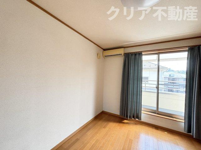 【子供部屋】 | 駐車4台可・高崎市中豊岡町