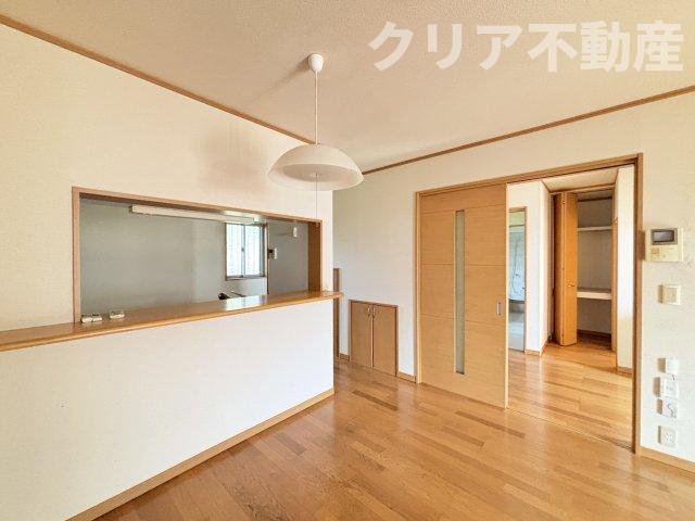 【居間・リビング】 | 駐車4台可・高崎市中豊岡町