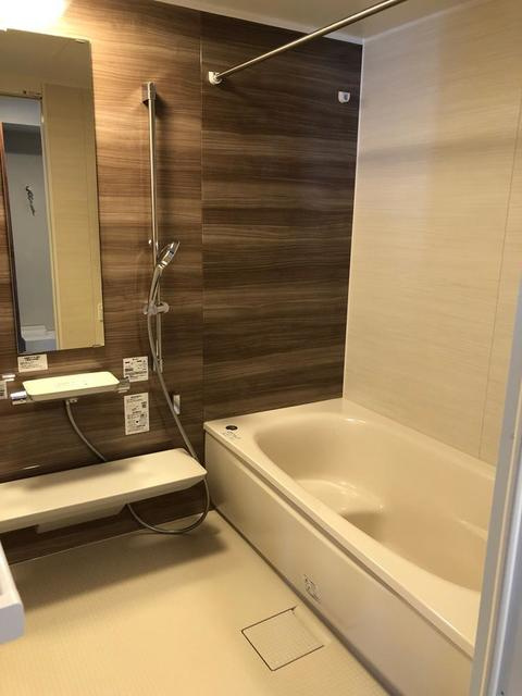 ＴＫＢ高尾稲荷の浴室|※写真は同タイプ住戸です。
