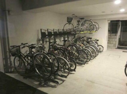 【駐車場】