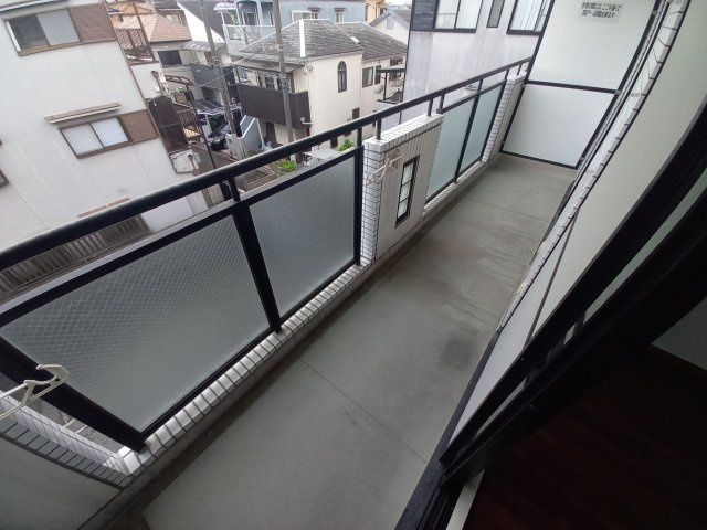 【バルコニー】 | 城南パレス