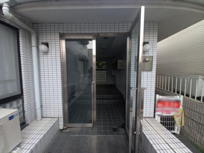 【エントランス】 | 城南パレス