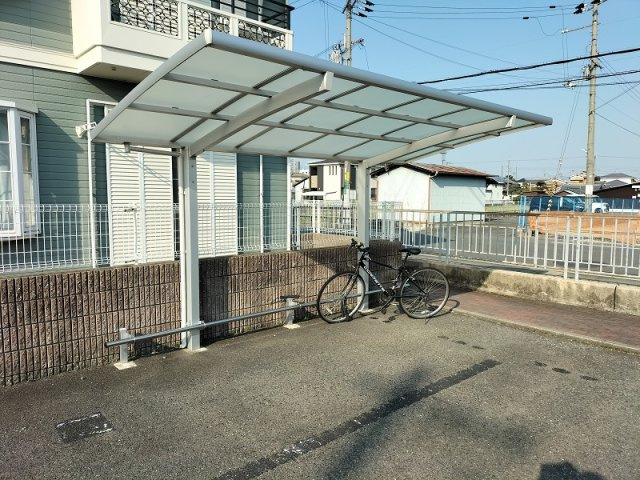 【その他共用部分】 | グリーングラスハウス | バイク置場　無料