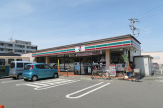 セブンイレブン 豊春駅前店まで300ｍ