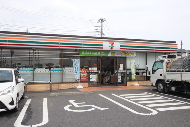 セブンーイレブン三郷市役所東店まで150ｍ