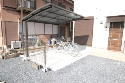 屋根付き駐輪スペース