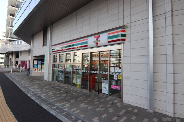 セブン－イレブン 千葉駅西口店まで260ｍ