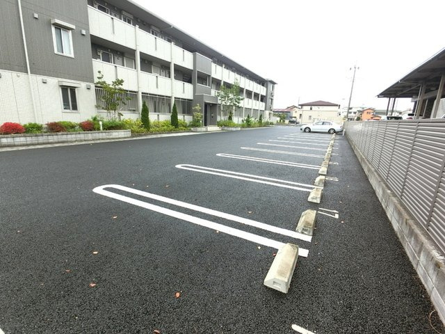 カラーズ ガーデンの駐車場|駐車場