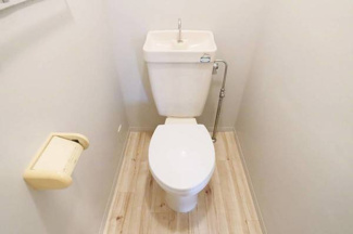 【トイレ】 | ビレッジハウス串崎2号棟 | ビレッジハウスの同一物件・同一タイプの間取りの写真です